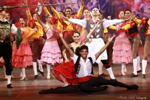 Escola do Bolshoi se apresenta em Curitiba