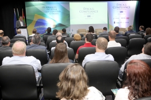 Indústria da construção civil debate ética e compliance em Joinville