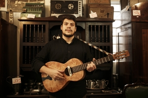 NANDO MÜLLER LANÇA NOVA MÚSICA E PREPARA SEU PRIMEIRO ÁLBUM