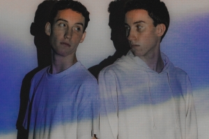 Dupla CASMIDT lança novo single em 27 de agosto