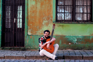 Clipe do cantor independente Zaia Freire celebra o Forró